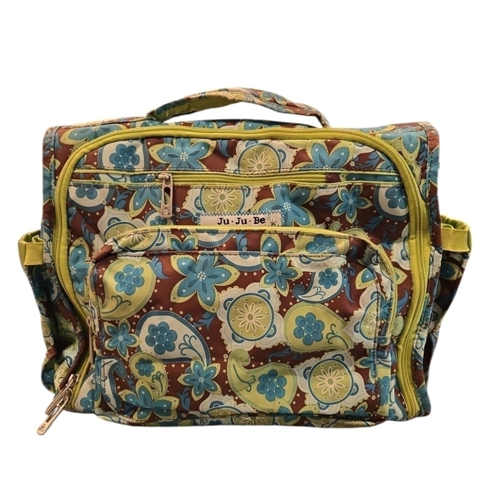JU JU BE BACKPACK DIAPERBAG WITH CHANGING PAD. PAISLEY AND FLORAL.